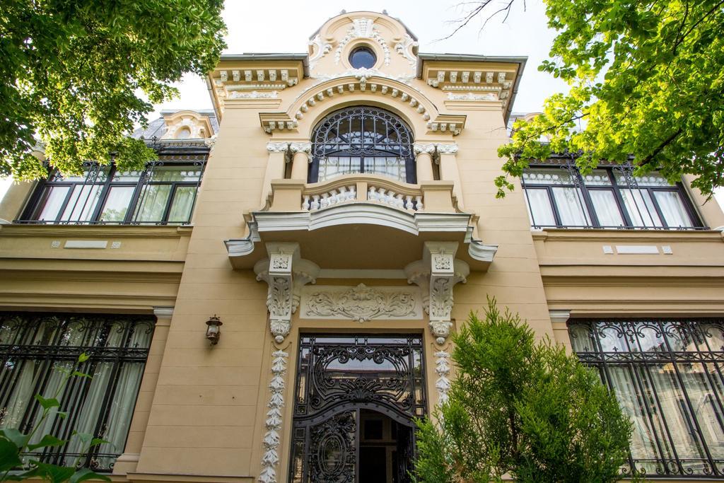 Grand Boutique 4* Bucharest
